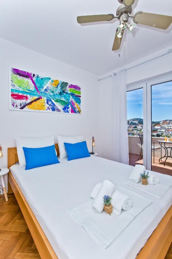 Apartments And Rooms Marija Hvar Town Bagian luar foto