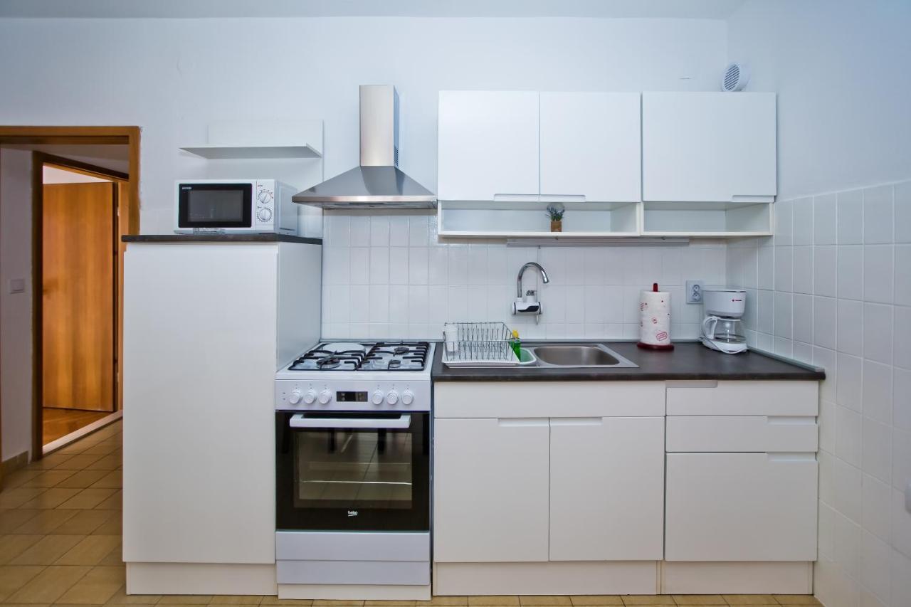 Apartments And Rooms Marija Hvar Town Bagian luar foto