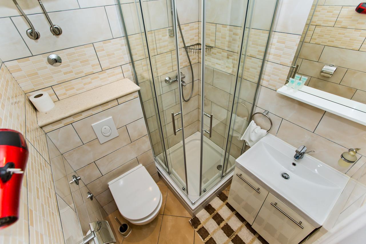 Apartments And Rooms Marija Hvar Town Bagian luar foto